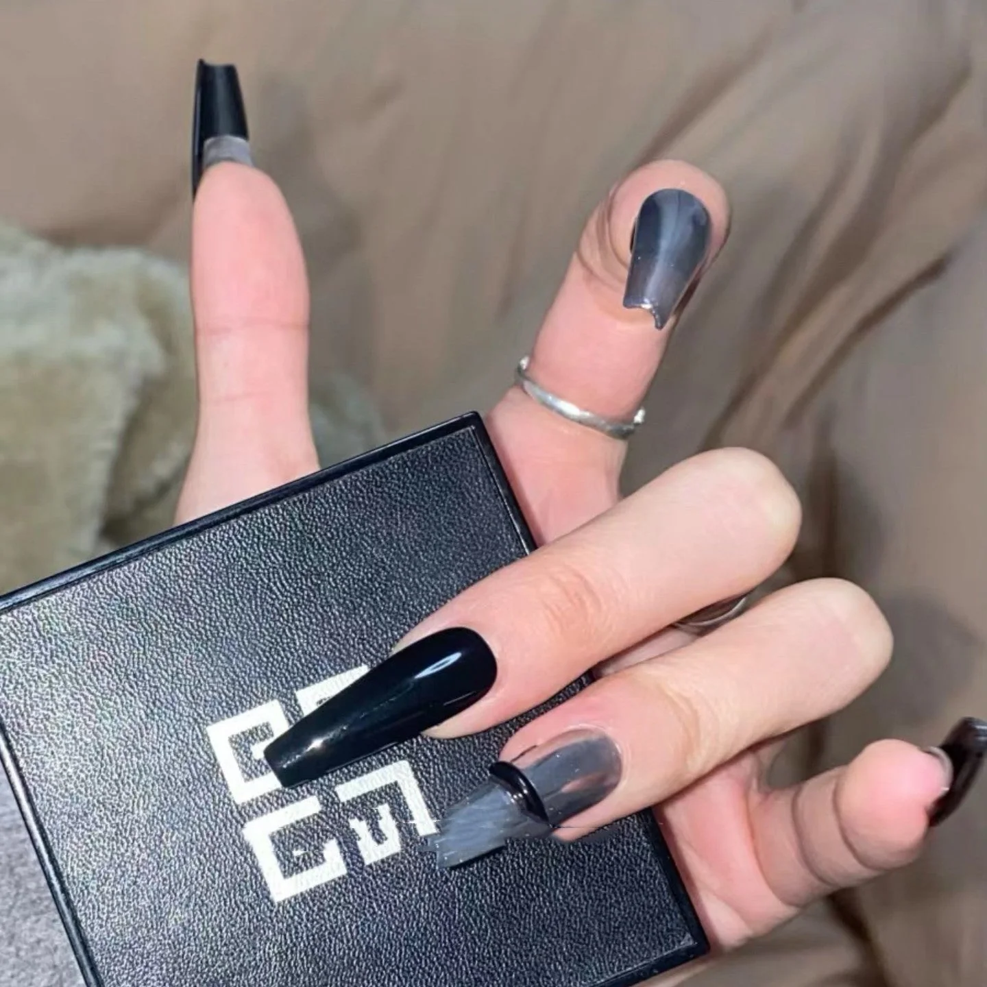 Thumb 5